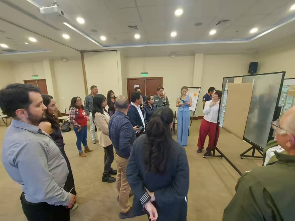 Taller sobre agricultura regenerativa en Ecuador liderado por Paisajes Futuros