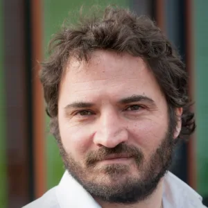 Pablo Tittonell experto en agroecología participando en el Summit Regeneradores 2025